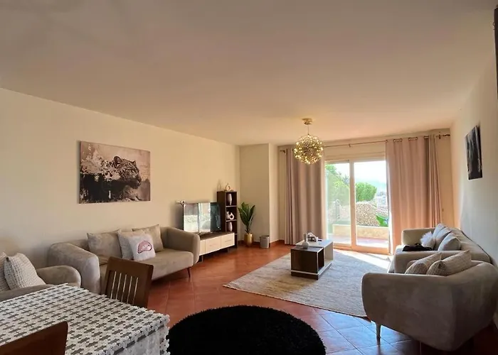 الروقان Villa *