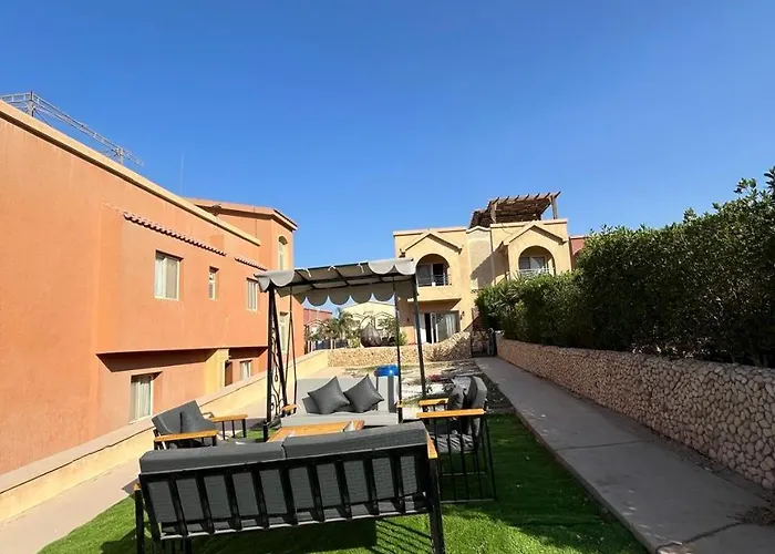 Villa الروقان *